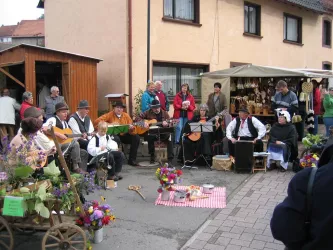 Markttreiben (© Archiv: Pfälzer Mühlenland)