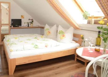 Gästezimmer 1 (© Gästehaus Boller)