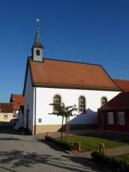 Katholische Kirche (© Tourist Information Wachenheim)