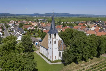 Prot. Kirche oben (© Stobbe)