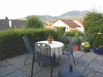 Sitzplatz im Freien 2 (© Ferienwohnung Hohenberg)