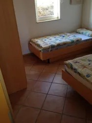 Schlafzimmer EG mit Einzelbetten