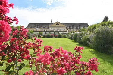 Hausansicht Kurpark-Hotel Rückseite (© Kurpark-Hotel Bad Dürkheim, GHI GmbH)