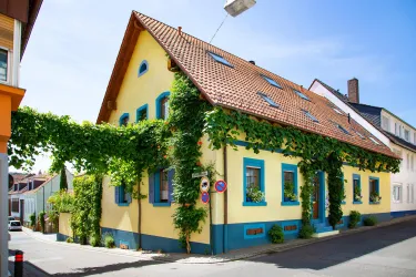Hausansicht von der Hinterbergstraße (© Sabine Hofmann)