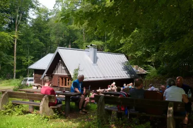 Außenbereich der Hütte