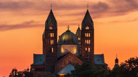 Der Dom in Speyer erwartet Sie!