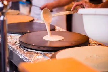 Lecker Essen (© Joshua Mack für  Büro für Tourismus Landau)