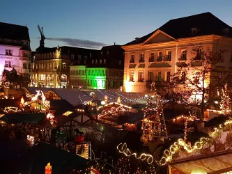 Adventstimmung auf dem Rathausplatz