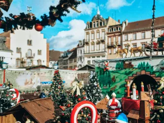 Auf dem Landauer Nikolausmarkt (© Büro für Tourismus)