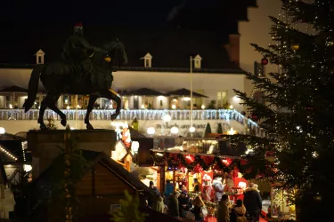 Der Kunsthandwerkliche Thomas-Nast-Nikolausmarkt (© Büro für Tourismus Landau)