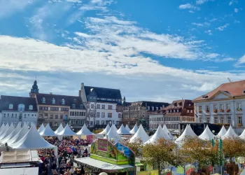 Landauer Rathausplatz