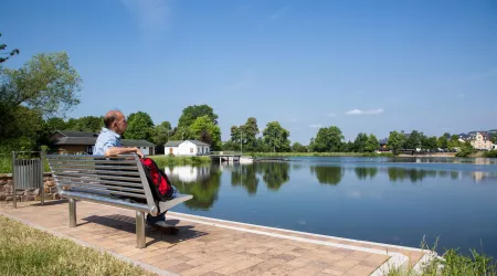 Entspannen am Stadtweiher (© Horst Schulz)