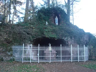 Maria Rosenberg: Lourdesgrotte (© Touristikbüro Holzland / Sickinger Höhe)