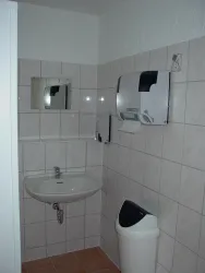 Sanitär Campingplatz, Ansicht 2