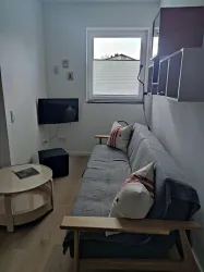 Couch mit Fernseher