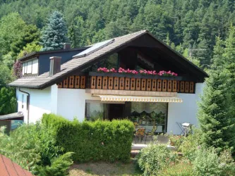 Aussenansicht (© Familie Burkhard)