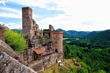 Burg Alt-Dahn (© Kurt Groß)