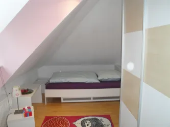 Schlafzimmer_2 (© Matthäus Burkhart)