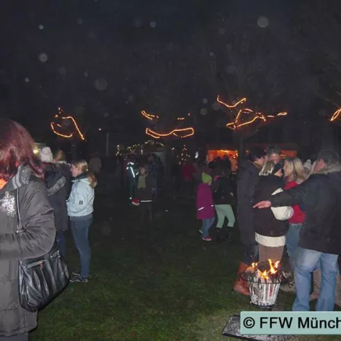 Lichterfest (Foto: FFW) (© FFW Münchweiler)