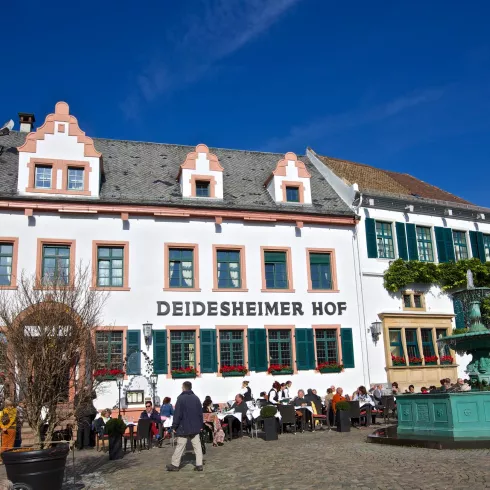 Hotel Deidesheimer Hof 1